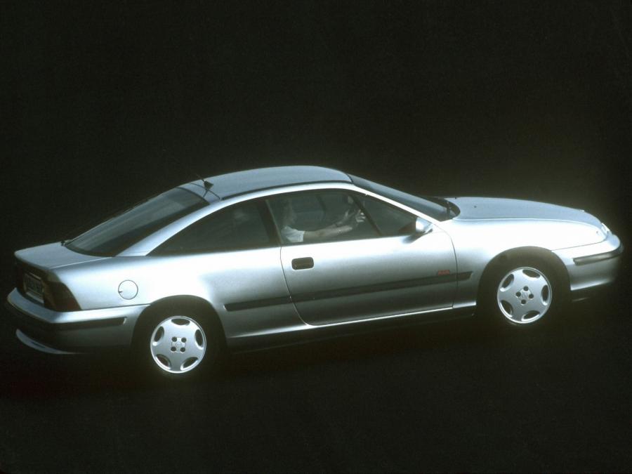  Opel Calibra 2.0i 16V 1990 года  (фото 6 из 23)